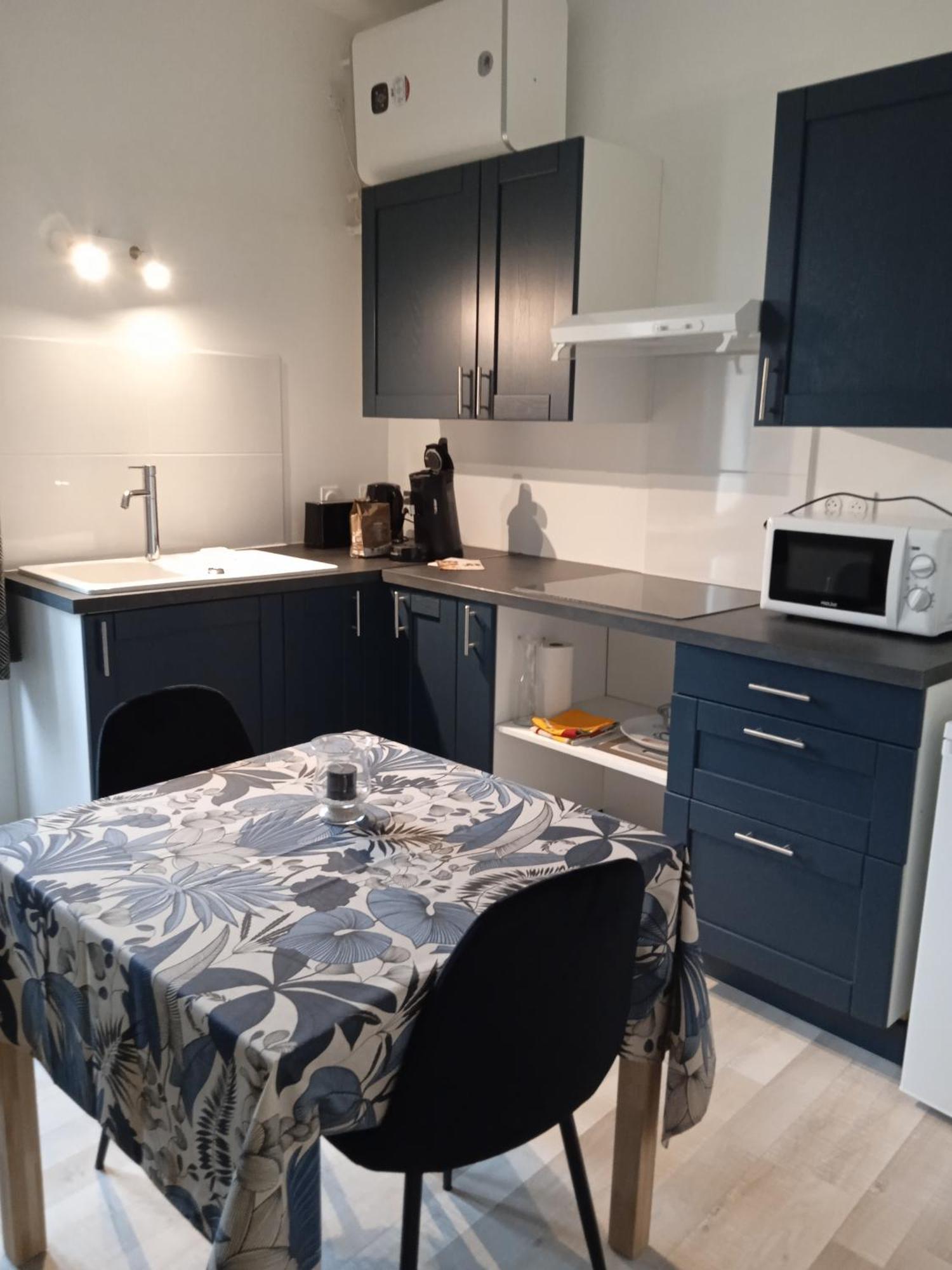 Le Logis Du Guiers Apartment Le Pont-de-Beauvoisin ภายนอก รูปภาพ